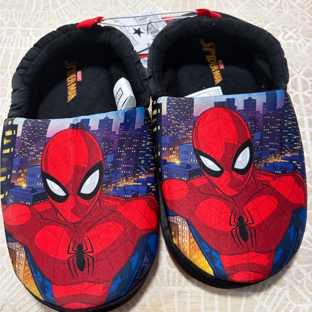 Spiderman Marvel Slippers with Red and Blue Design. Size 2/3.